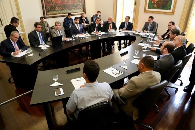 Leia mais sobre o artigo Presidente da Fetar-AL representa trabalhadores canavieiros em encontro com governadores de AL e PE